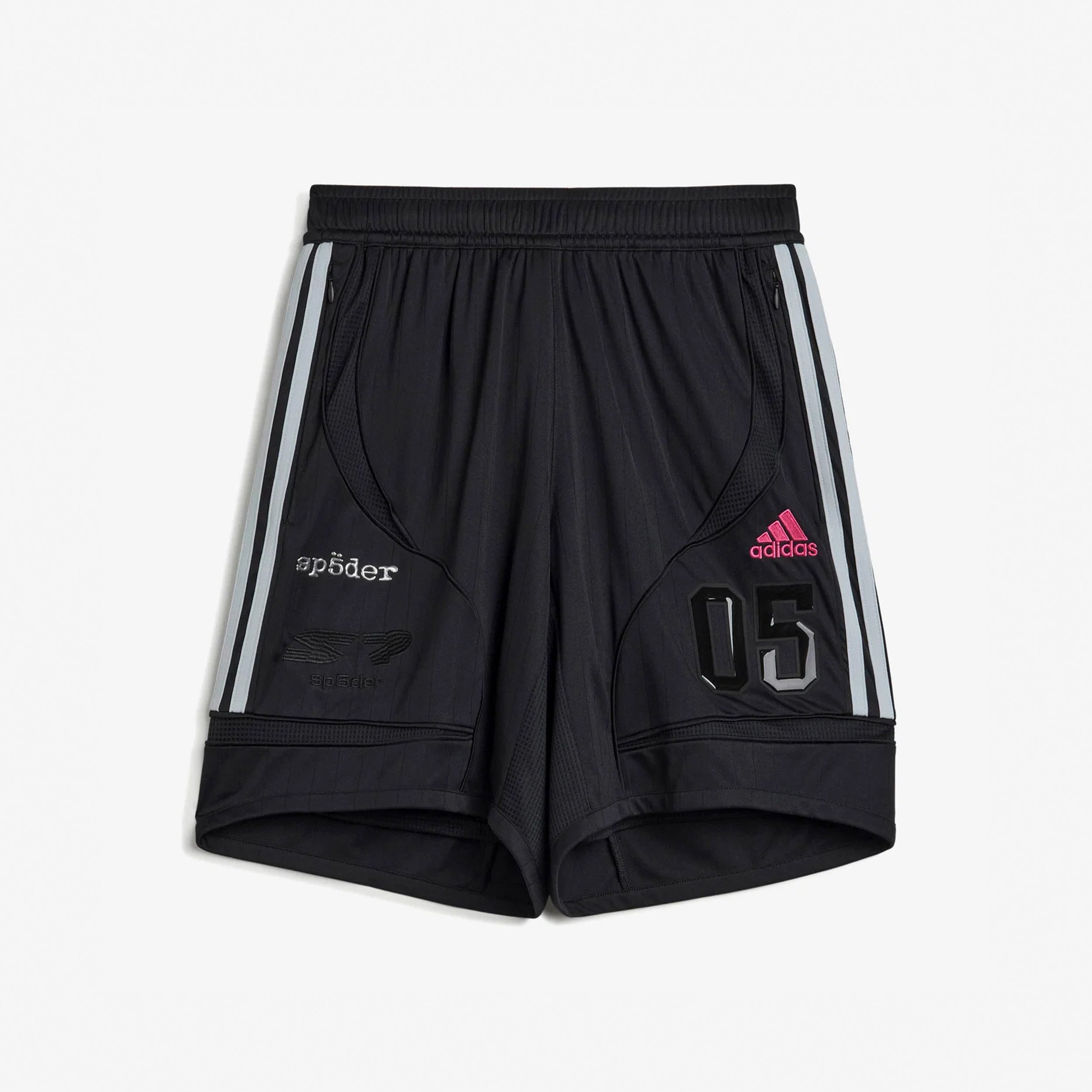 Short x SP5DER