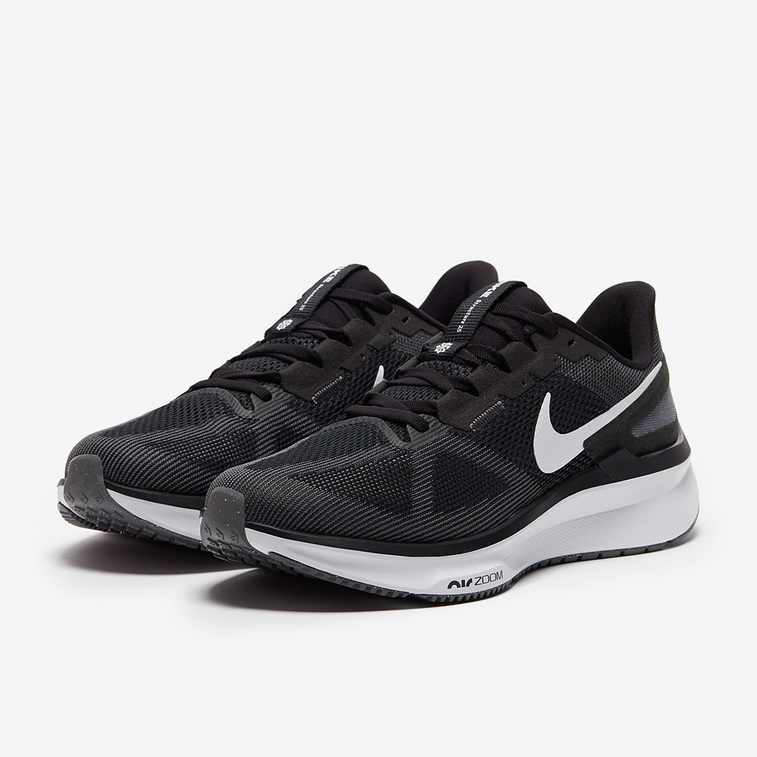 Nike Structure 25