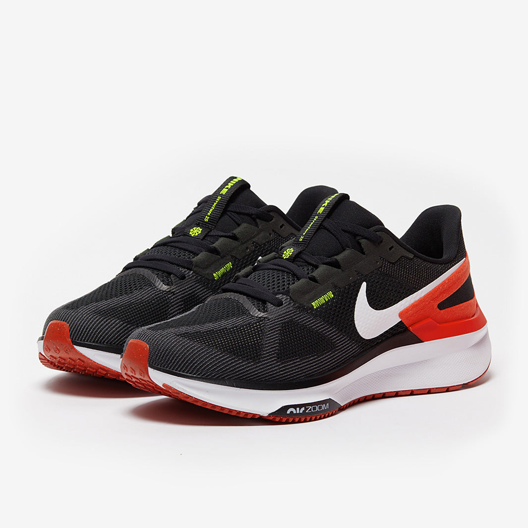 Nike Structure 25