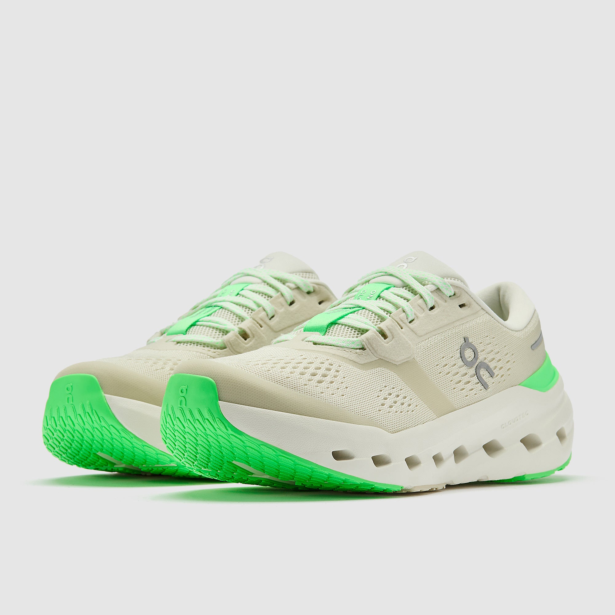 On Womens Cloudrunner 3